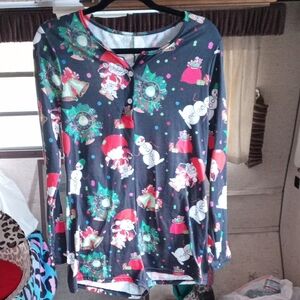 Festive Women's Pajama Set - Black and Red